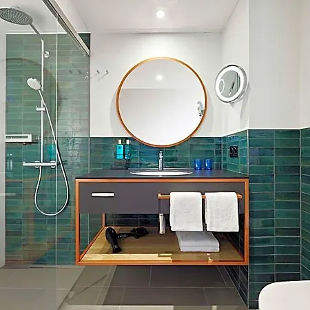 Otel Essential By Dorint 3*